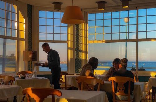 Saint-Cast-le-Guildo Hotel | VTF L'Hotel Des Bains