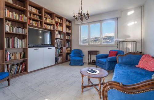 Le Mourillon Apartment | Vue panoramique, grand appartement 2 chambres à Toulon