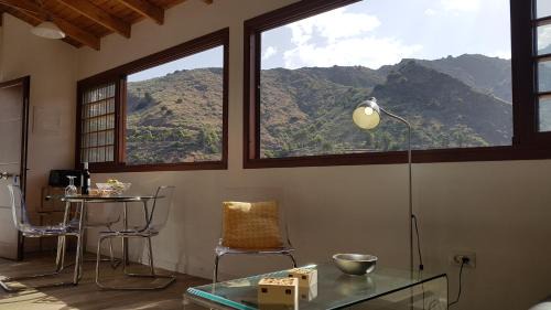 Hermigua Ski Chalet | Vv CASA BIBIANA CON ESPECTACULARES VISTAS
