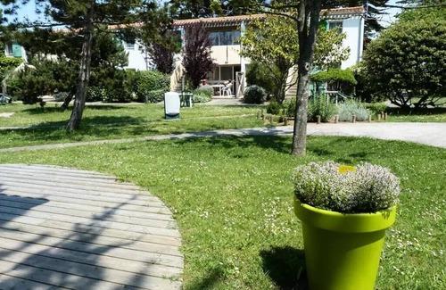 Ars-en-Re Apartment | VVF Résidence Île de Ré Ars-en-Ré * - 3 Rooms 6 People 1 baby Ground floor Le Fier