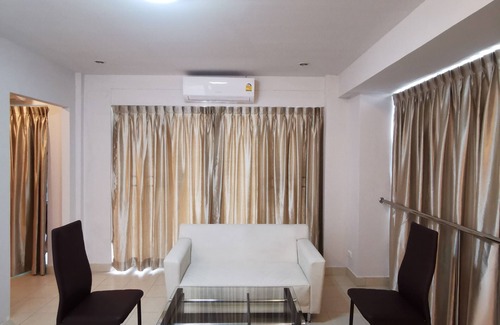 Khlong Chaokhunsing House | W Residents
