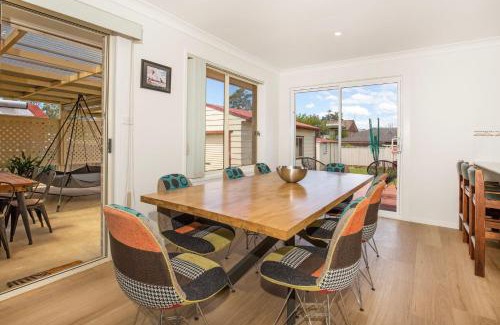 Culburra Beach House | Wagtails Pet Friendly 10 Mins Walk to Beach