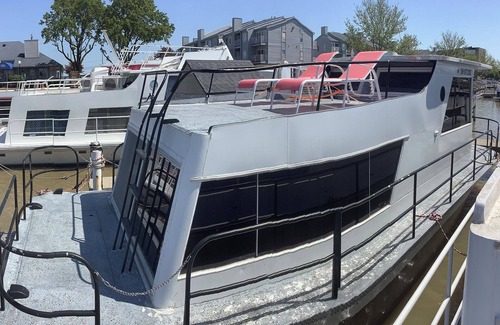 Port Clinton Boat Rental | Wake up on the Lake! … Eclipse