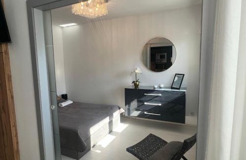 Przymorze Apartment | Wake Up To Baltic Views AON Apartment Just Minutes From Beach