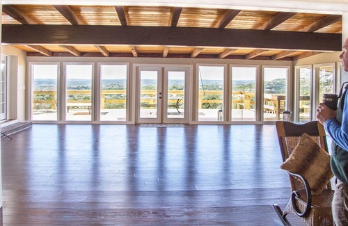 Wimberley Cottage | Wake Up to Stunning Hill Country Views