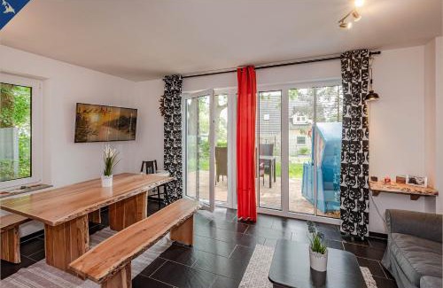 Korswandt House | Waldsiedlung Kontraste