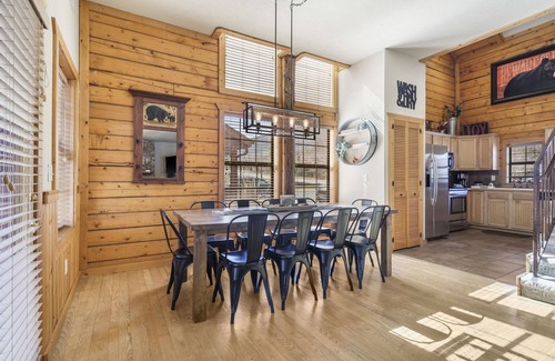 Branson Theater District Cabin | Walk-In 2 BR Cabin with Loft in Wooded Area, Minutes from Shows & Attractions!