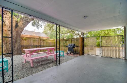 Bayview House | Walk to Art District and Beach Pet-Friendly Getaway