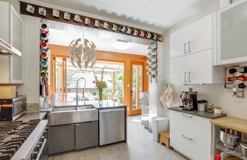 City Park House | Walk to Denver Zoo: City Park Getaway w/Garden