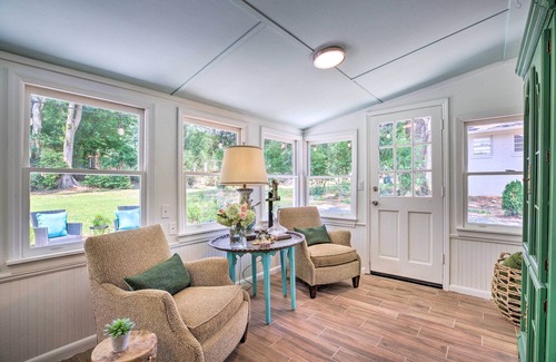 Alpharetta House | Walk to Dtwn Alpharetta: Modern Home w/Fire Pit