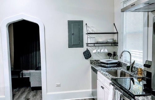 Durham Apartment | Walk to Duke Campus 1 Bedroom in Trinity Park