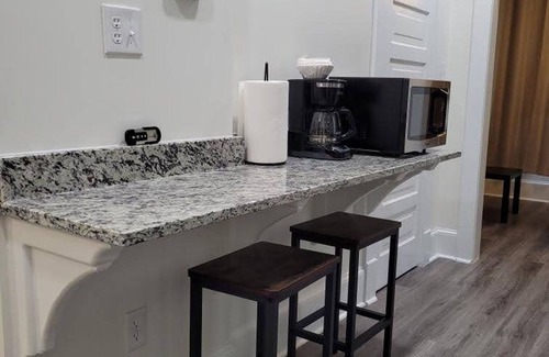 Durham Apartment | Walk to Duke Campus 1 Bedroom in Trinity Park