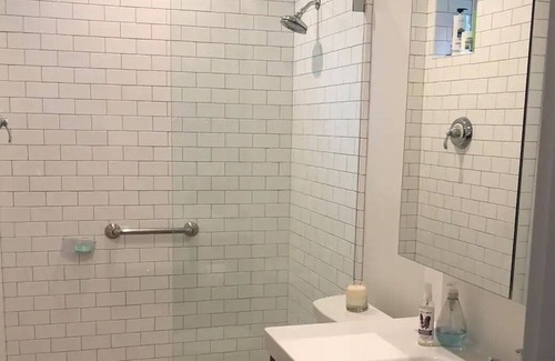 North Berkeley Apartment | Walk to UC Berkeley, Greek Theater & Restaurants
