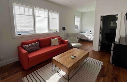North Berkeley Apartment | Walk to UC Berkeley, Greek Theater & Restaurants
