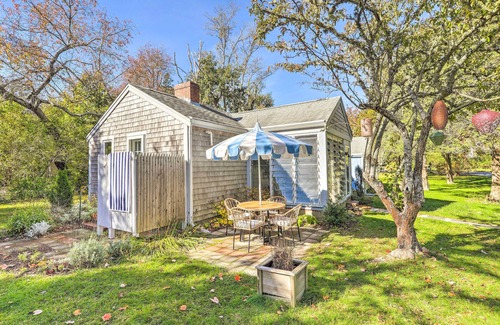 Dennis Cottage | Walkable Dennis Cottage: 'The Blue Scallop'