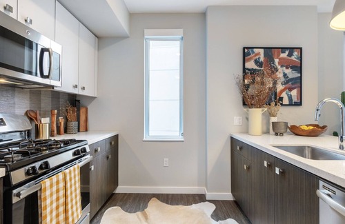 South of Market Apartment | Walkable SoMa 2BR w/Gym + Game Patio near Civic Center by Blueground