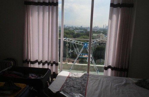 Bambalapitiya Apartment | Walking distance from cafes, Restuarents, Bank, Hospital