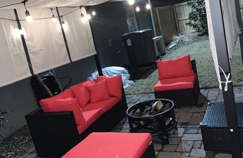 Norwood House | Walking Distance to New Amphitheater