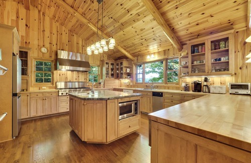 Boyne City House | Walloon Lake Randall's Point - At the End of the Path