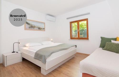 Piran Apartment | Walls of Piran Apartments and Rooms