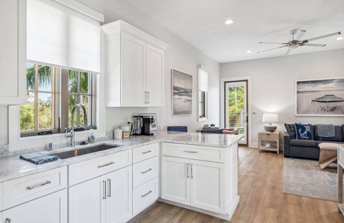 Bay Isle House | Wander Siesta Key sleeps 10, w/pool, 4 Bedrooms