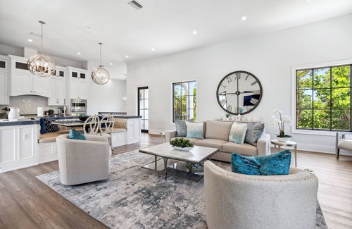 Bay Isle House | Wander Siesta Key sleeps 10, w/pool, 4 Bedrooms