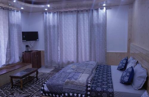 Manali Hotel | Wander Vale