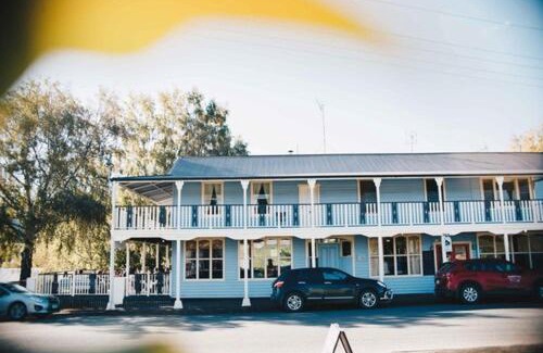 Mole Creek Cabin | Wandering Trout - Gourmet Stays