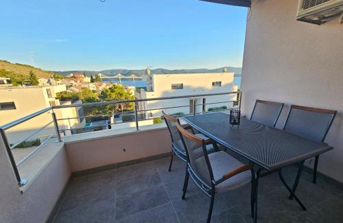 Komarna Apartment | Wanderlust Apartment