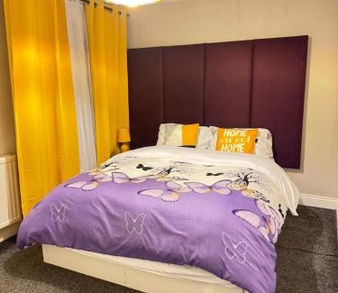 Butetown House | Warm spacious lovely house