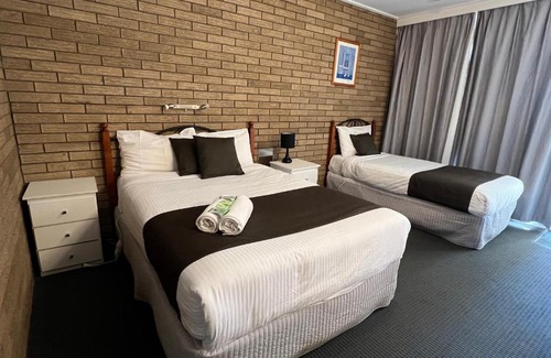 Albury Hotel | Warrina Inn Wodonga CBD