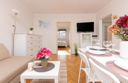 Bielany Apartment | Warsaw Apartment Kasprowicza by Renters