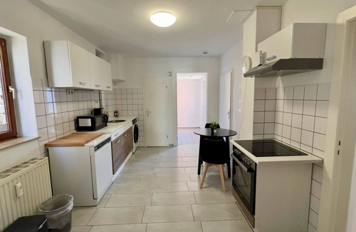 Neumuenster House | Wasbeker Straße 65 W3 - 3 bedrooms with parking space