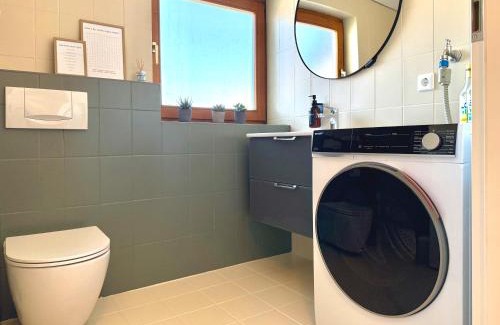 Illertissen Apartment | Waschmaschine - Parkplatz - A7 Nähe - Bahnhof Nähe