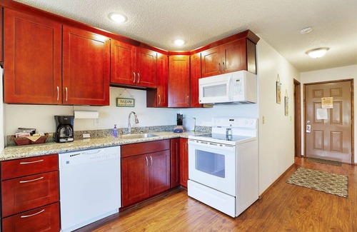 Moclips Condo | Watch the Sunset over the Pacific Ocean