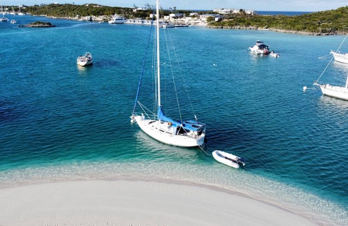 Stocking Island Boat Rental | Water Glamping by the BEACH :o)n