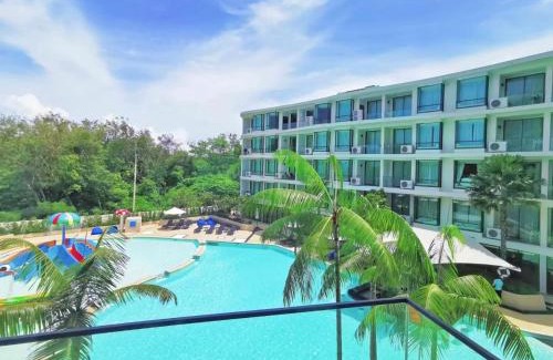 Rawai Apartment | Water park Rawai Beach 200m Nai Han king bedroom