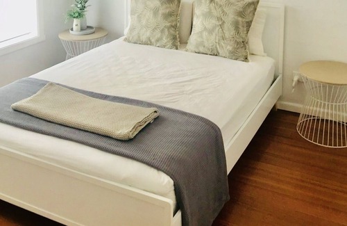 Cowes Villa | Water View Cowes - Holiday Unit
