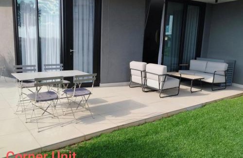 Greater Johannesburg Metropolitan Area Apartment | Waterfall Luxury Apartment