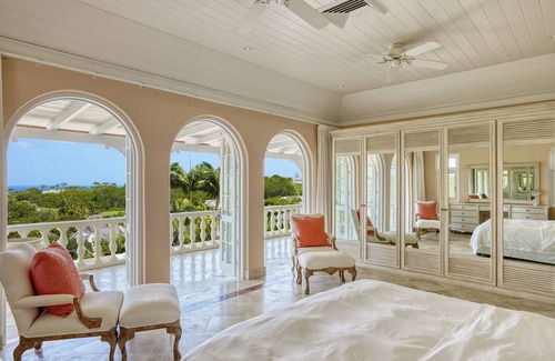 Westmoreland Villa | Waterfalls - 6 bed peaceful and secure luxury