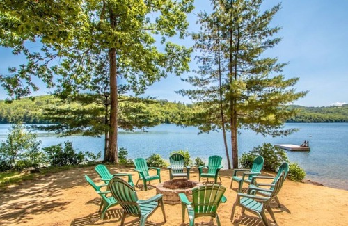Holderness House | Waterfront 2 bed 2 bath rental (Suite 2)