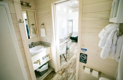Steele Creek Cabin | Waterfront 2 Bed Tiny Home #18