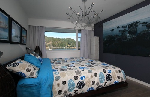 Irvines Landing House | Waterfront Beach House