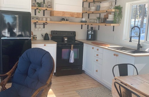 Saint-Joseph-de-Kent Cottage | Waterfront Retreat With Private Beach