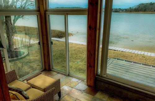 Onset Cottage | Waterfront comfy 2BD cottage w/direct access to private beach & amazing Bayview