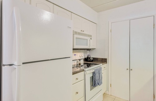 Mary Esther Condo | Waterfront Community w/Perks: Mary Esther Condo