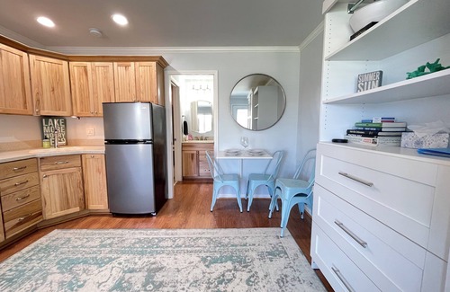 Conway Condo | Waterfront Condo on Crooked Lake | Sleeps 4