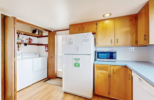 Edgewater Shores House | Waterfront, dog-friendly getaway w/a fireplace & incredible ocean views