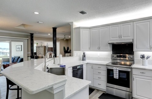 Vero Beach House | Waterfront, fish from dock, 4 min to beach, Private Pool, Dock and beach