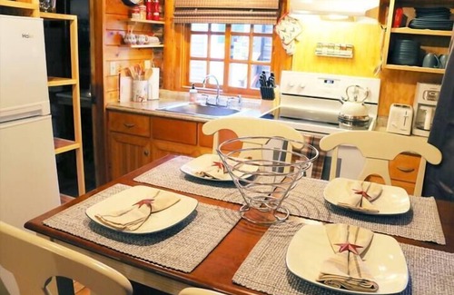 Gallatin Gateway House | Waterfront Gallatin River access w/fire pit - Historic Fly Fishing Cabin